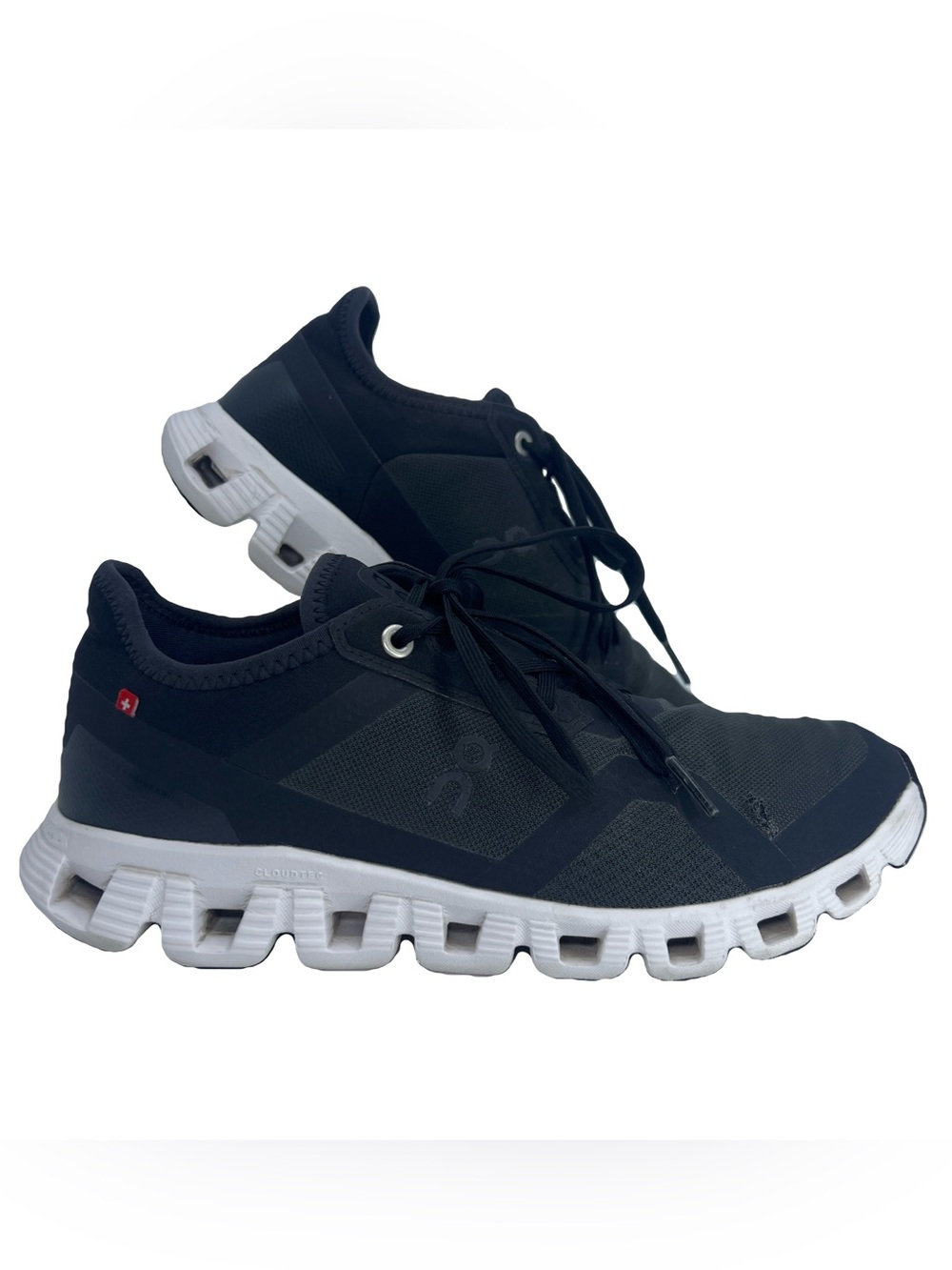 On Cloud X 3 AD Running Shoes | Black/White | Women's Size 7.5 | *Flaw